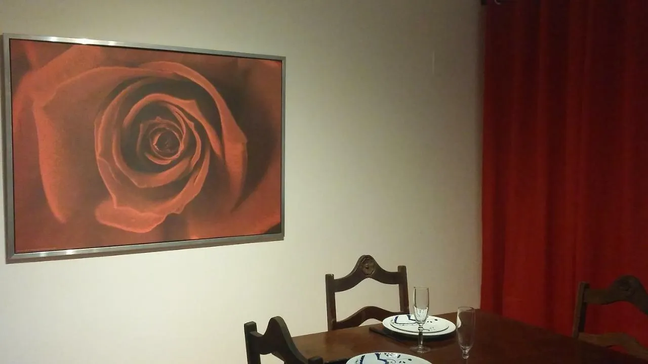 Encarnacao Metro 1/2 Apartment Lisbon