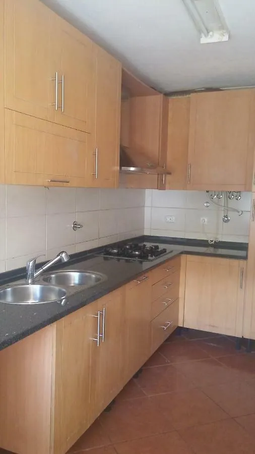 Encarnacao Metro 1/2 Apartment Lisbon