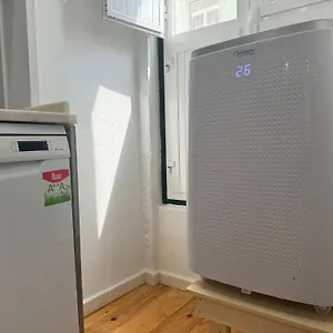 Apartment Farmacia Lobos, Lisbon